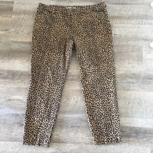 Old Navy Pixie Ankle Pants